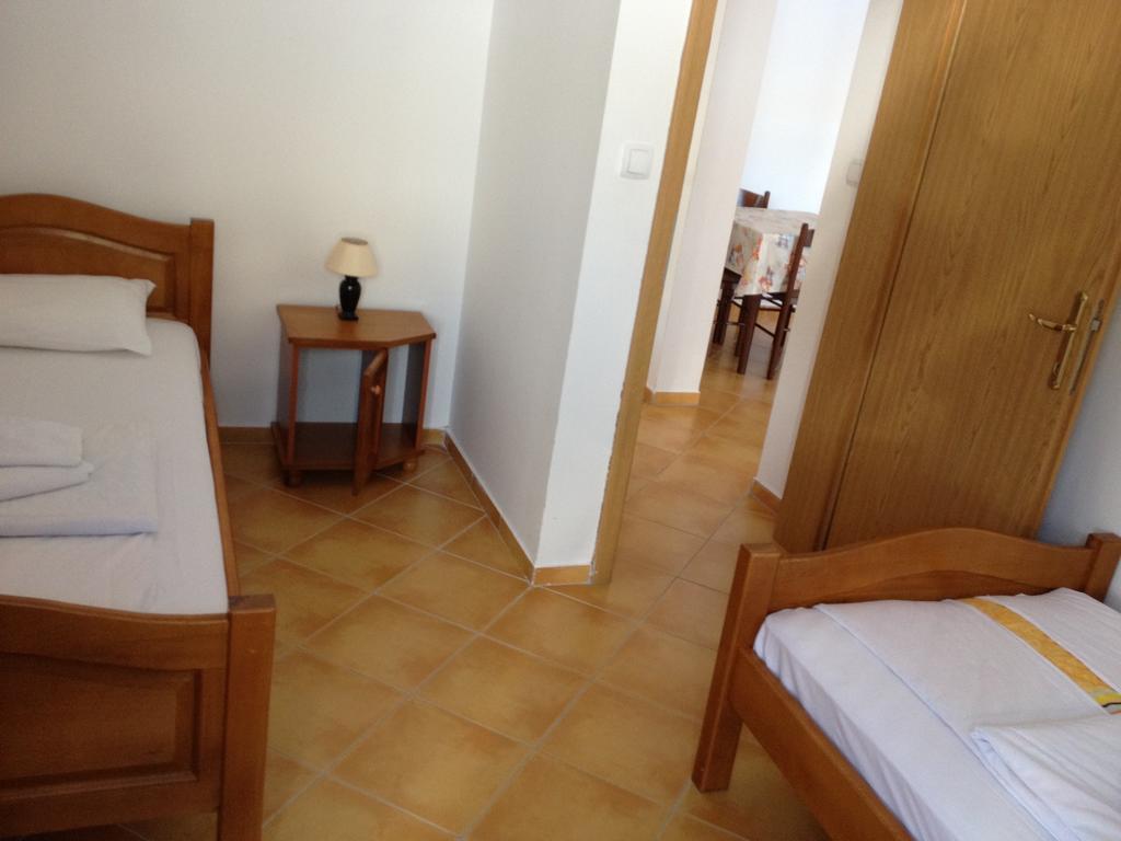 Apartments De Lara Utjeha Habitación foto